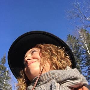 Meet your Posher, Melanie